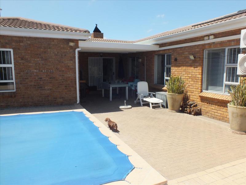 4 Bedroom Property for Sale in Brackenfell South Western Cape